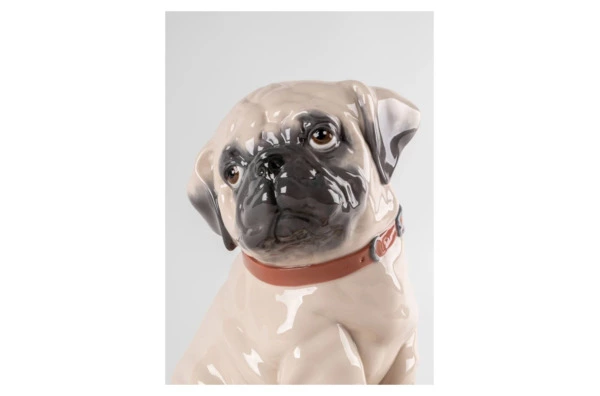 Фигурка Lladro Щенок мопса 24х20х20 см, фарфор