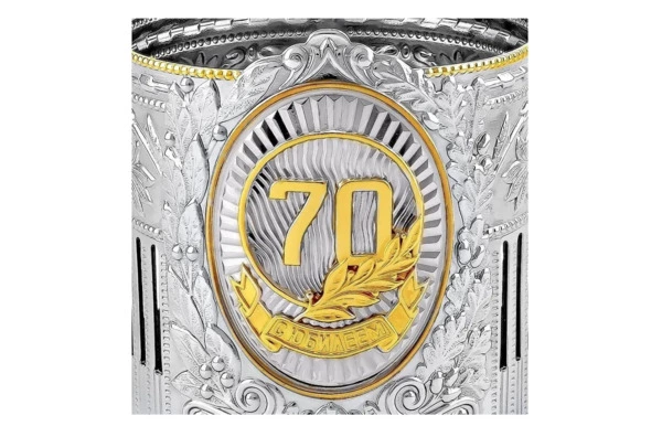 Стакан с подстаканником в футляре Кольчугинский мельхиор 70 лет Советский с чернением и позолотой, н