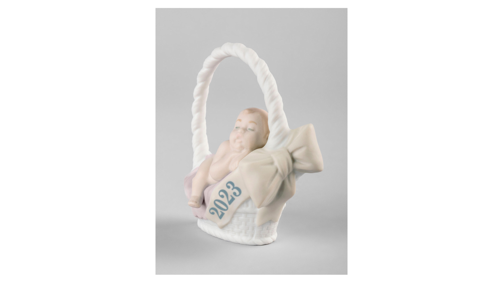 Фигурка Lladro Рожденная В 2023 9х10 см, фарфор