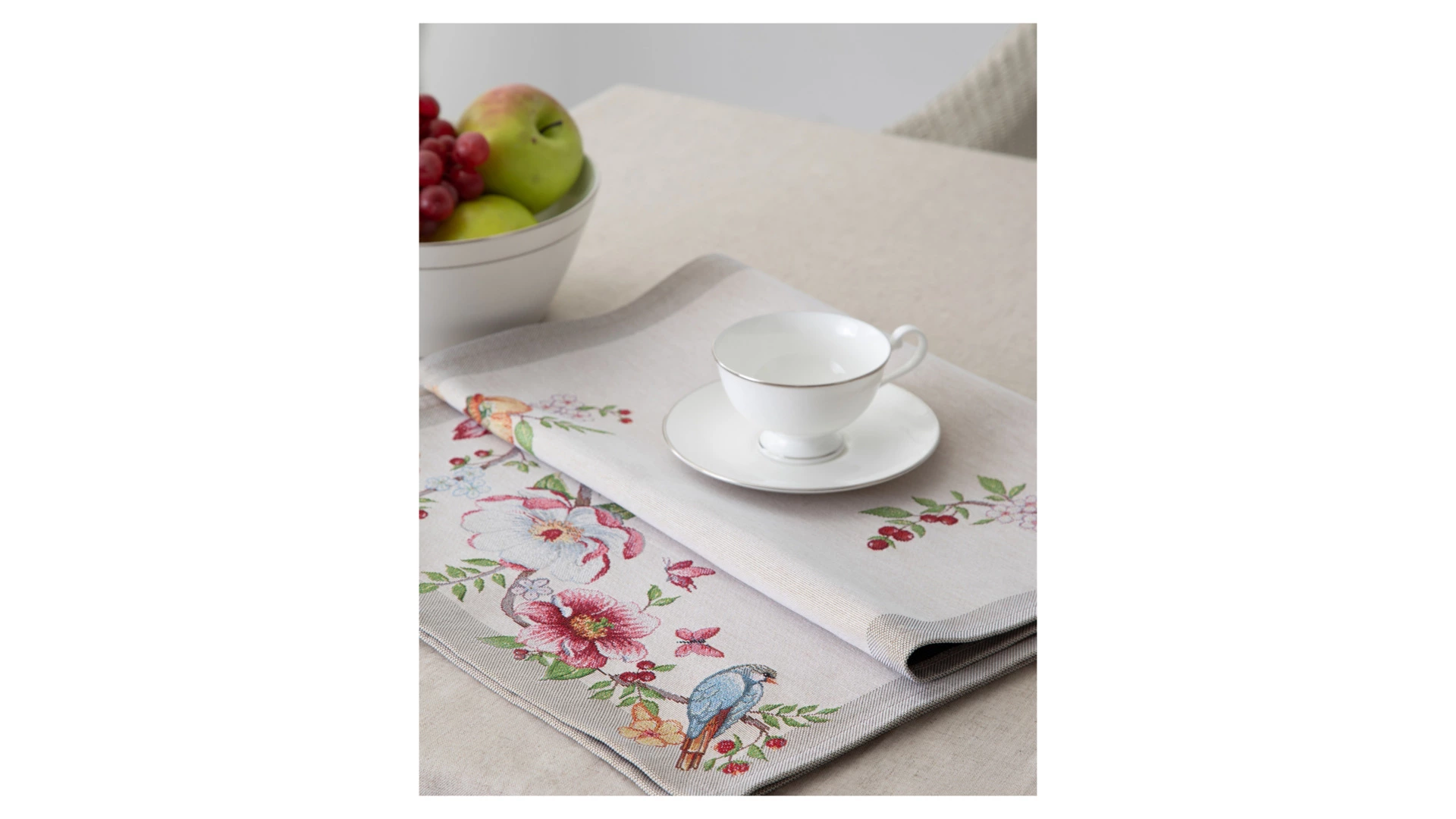 Дорожка для стола Mix&Match Home Магнолия 44х140 см, гобелен, бежевая