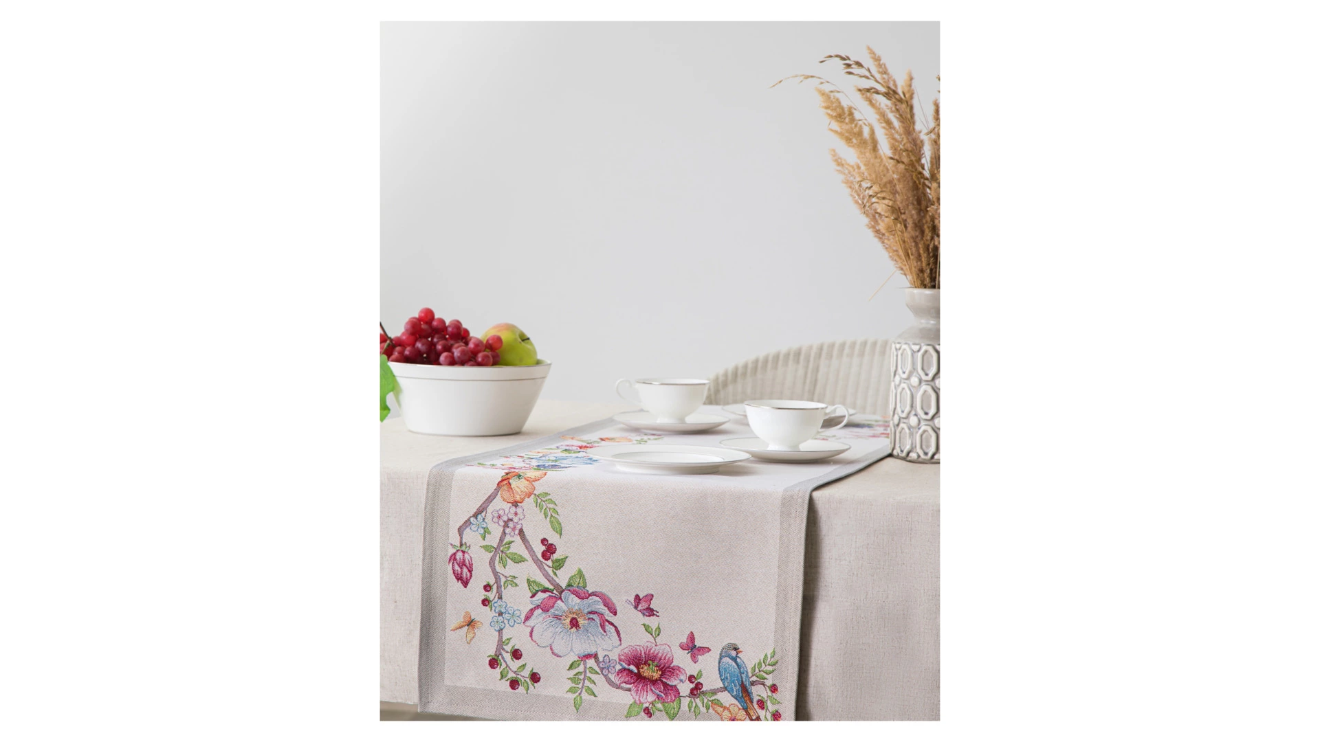 Дорожка для стола Mix&Match Home Магнолия 44х140 см, гобелен, бежевая