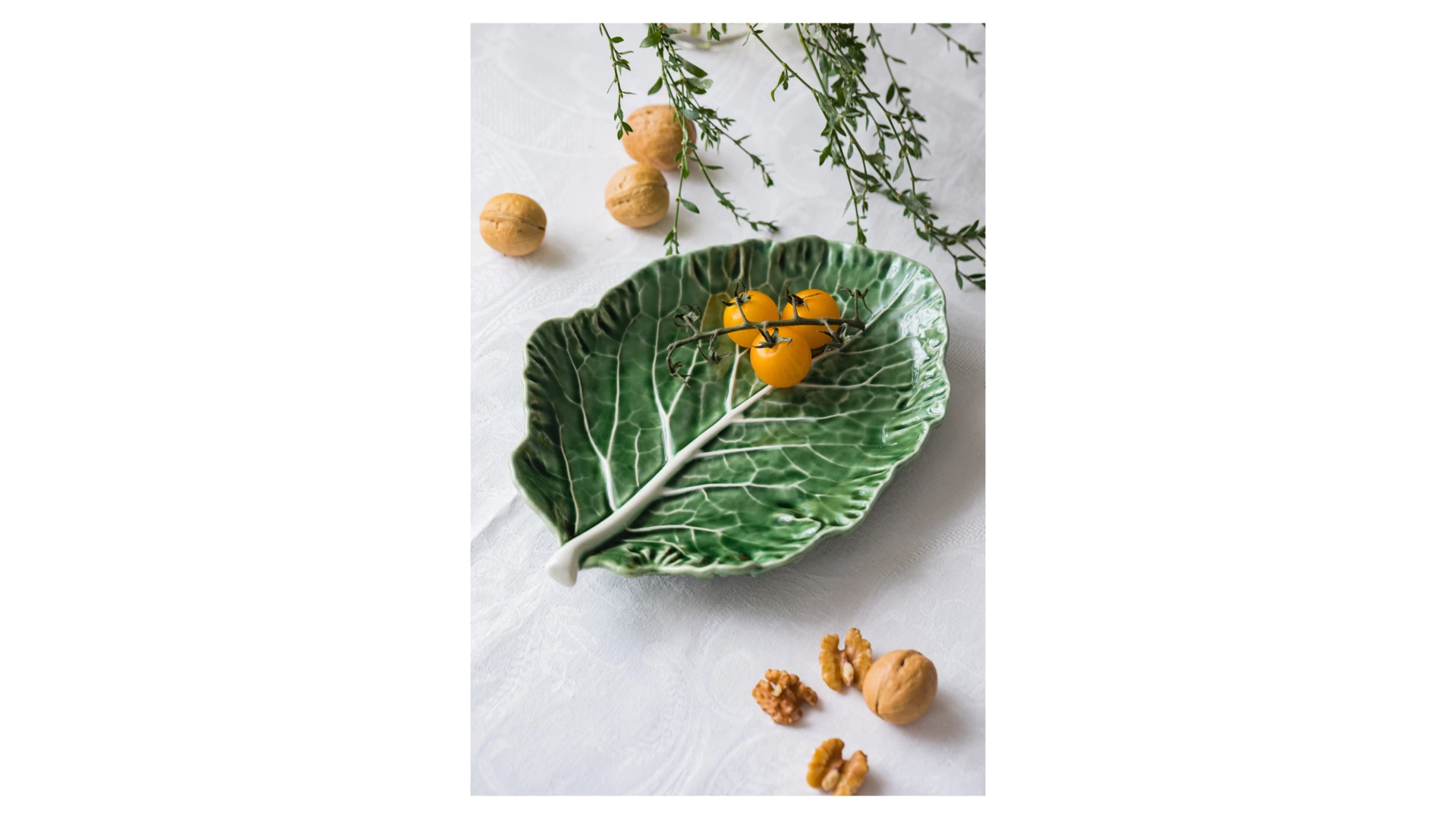 Блюдо для закусок Bordallo Pinheiro Капуста 28 см, керамика