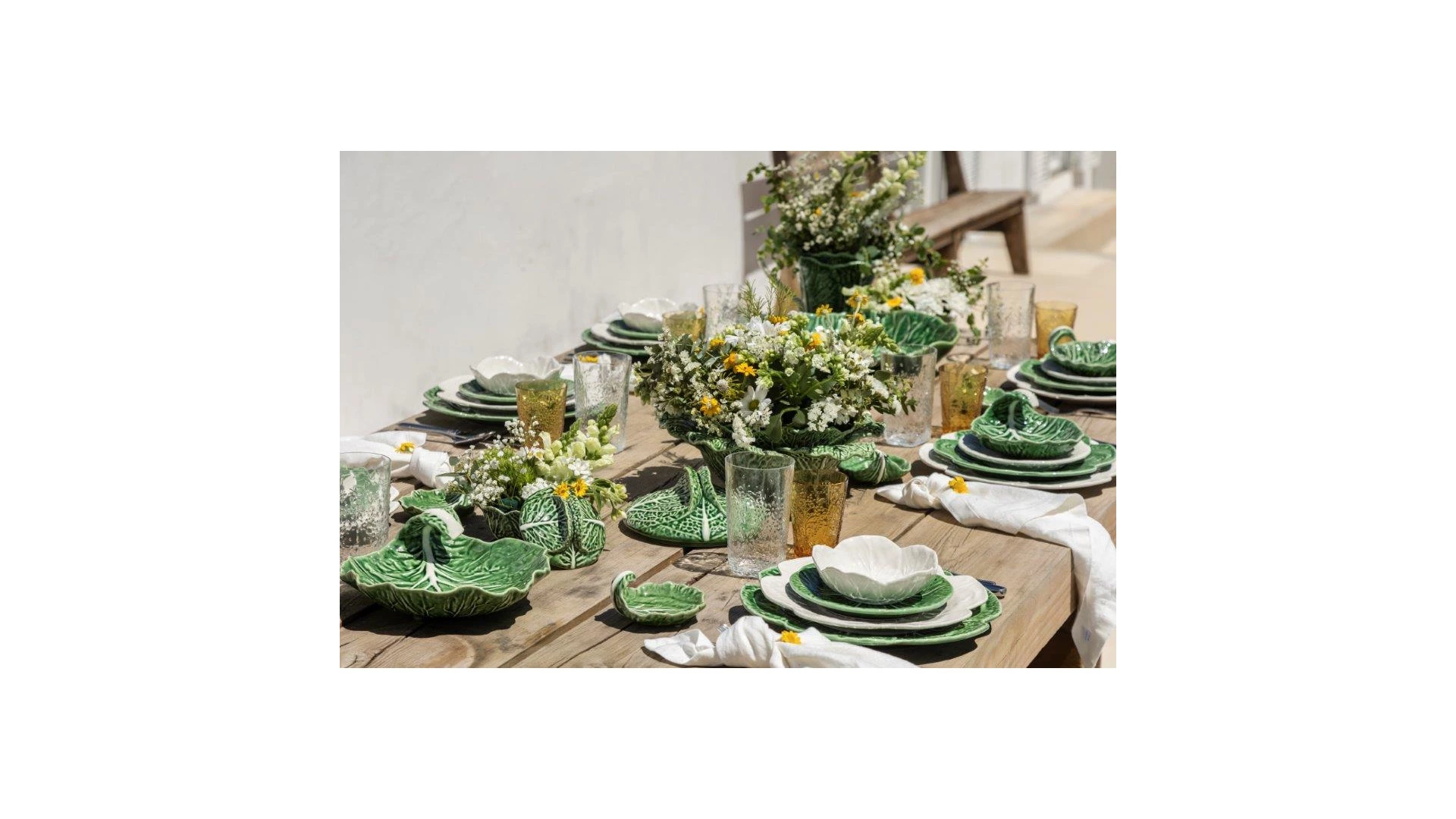 Блюдо для закусок Bordallo Pinheiro Капуста 28 см, керамика