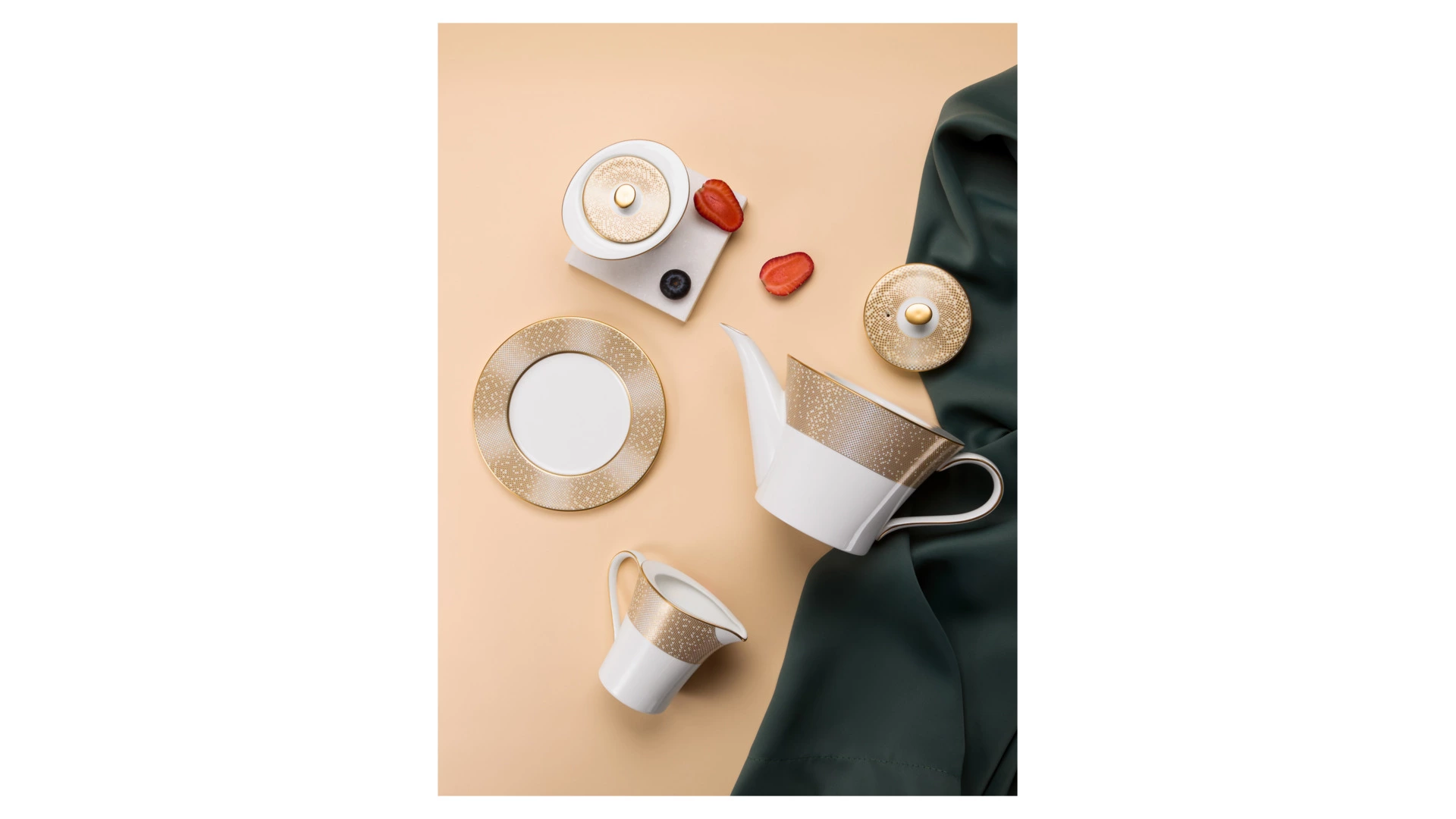 Молочник Narumi Золотая пыль 290 мл, фарфор костяной