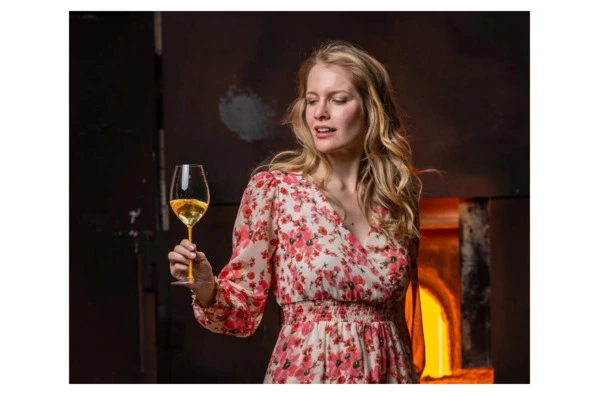 Бокал для шампанского Riedel Fatto a Mano Champagne 459мл, оранжевая ножка, ручная работа, хрусталь