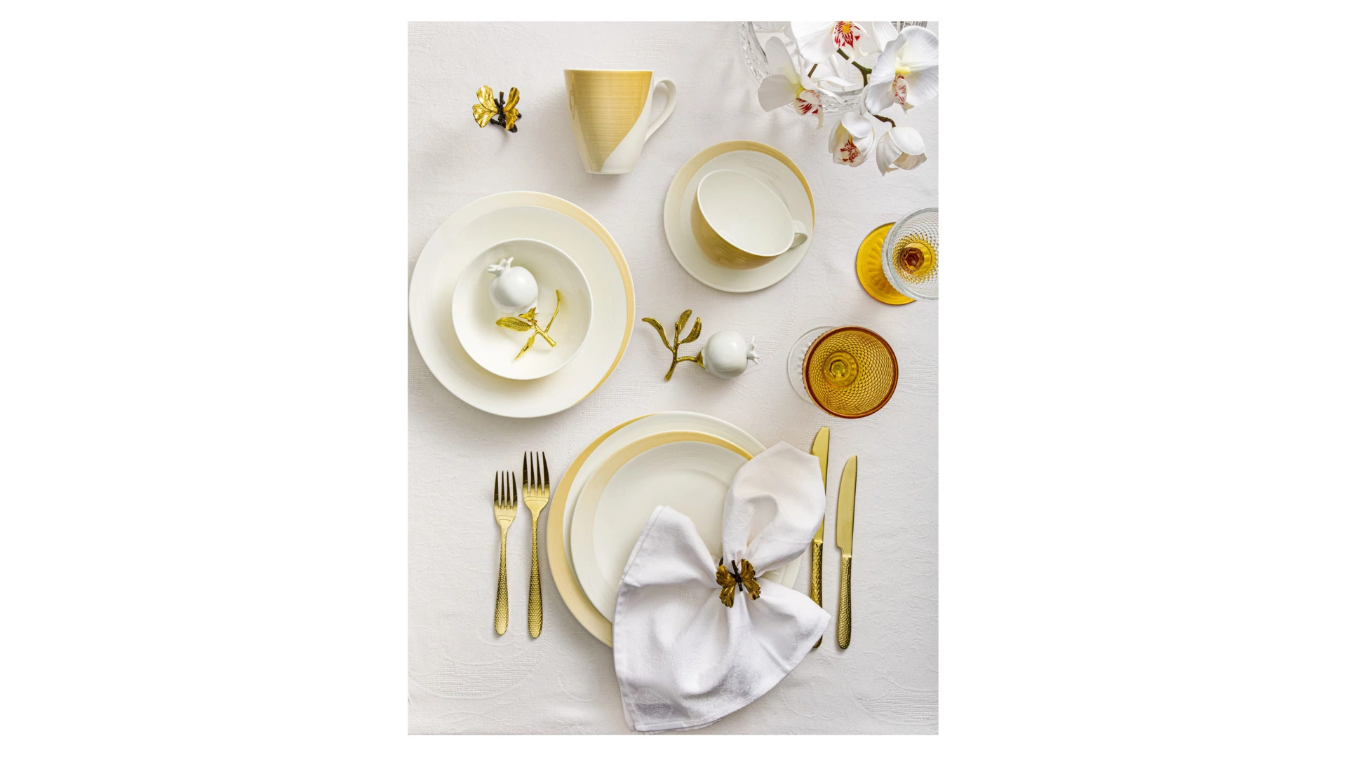 Тарелка закусочная Narumi Золотой жемчуг 23 см, фарфор костяной