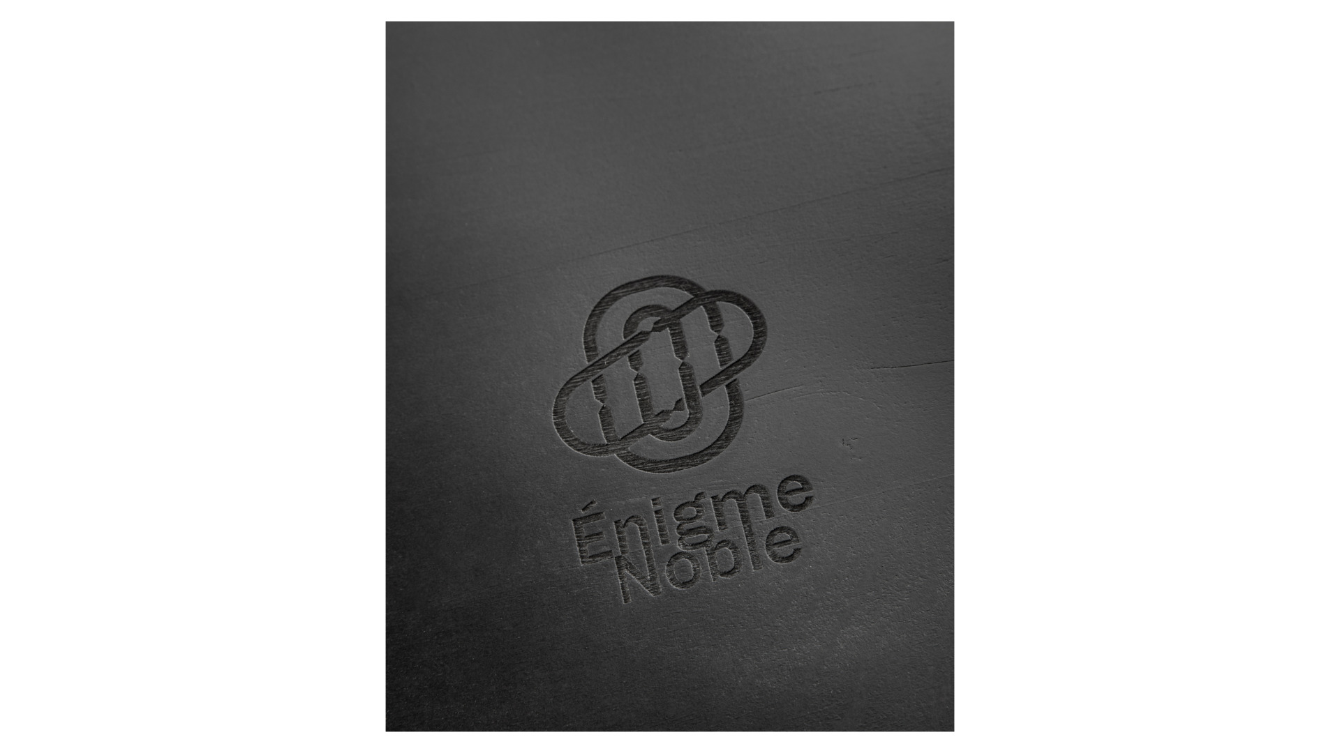 Игра настольная Enigme Noble Центавр 36x36x6 см, дуб, черный