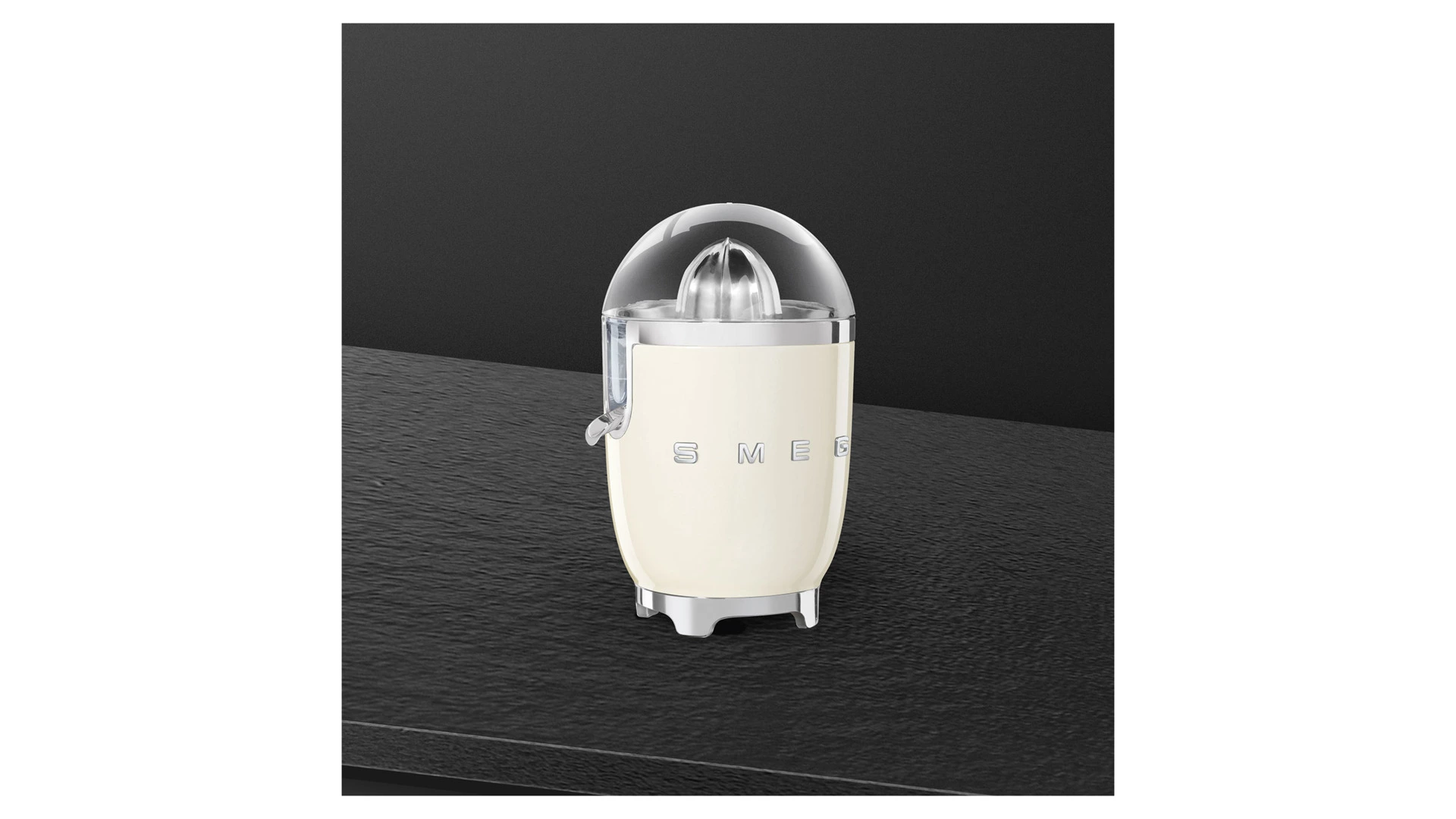 Соковыжималка для цитрусовых SMEG CJF11CREU, корпус пластик, кремовый