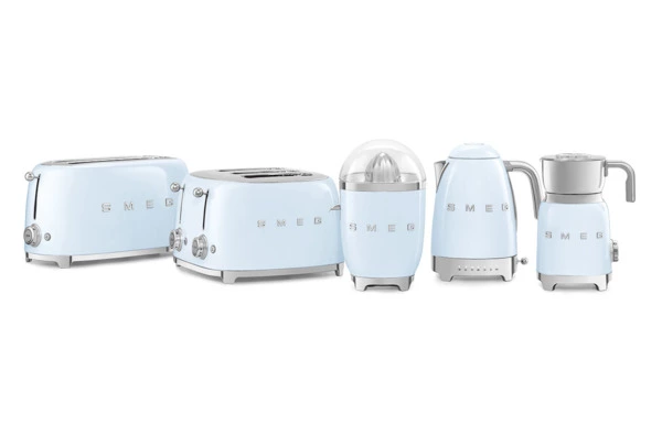 Соковыжималка для цитрусовых SMEG CJF11PBEU, корпус пластик, голубая