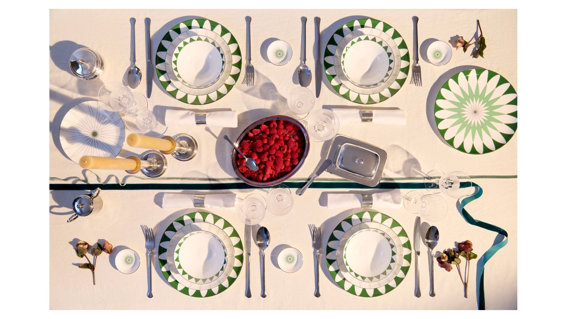 Розетка Shirokov Калейдоскоп 8 см, фарфор костяной