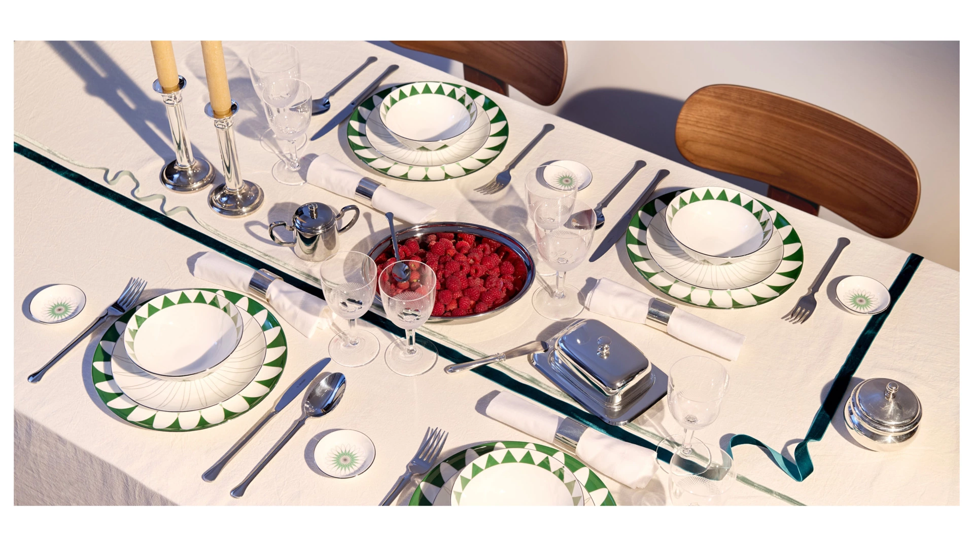 Розетка Shirokov Калейдоскоп 8 см, фарфор костяной