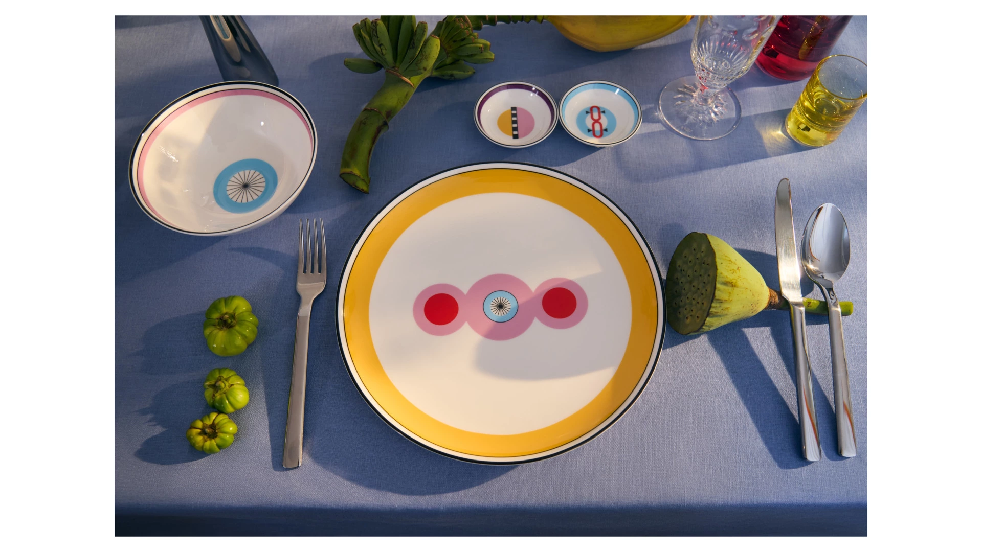 Тарелка обеденная Shirokov Мемфис 27 см, голубой кант, фарфор костяной