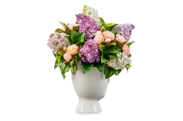 Композиция из холодного фарфора в белой керамической вазе из сирени и чайных роз