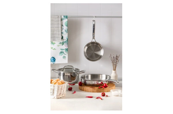 Кастрюля со стеклянной крышкой WO HOME Verona 5,6 л, 24х12,5 см, сталь нержавеющая 18/10, п/к