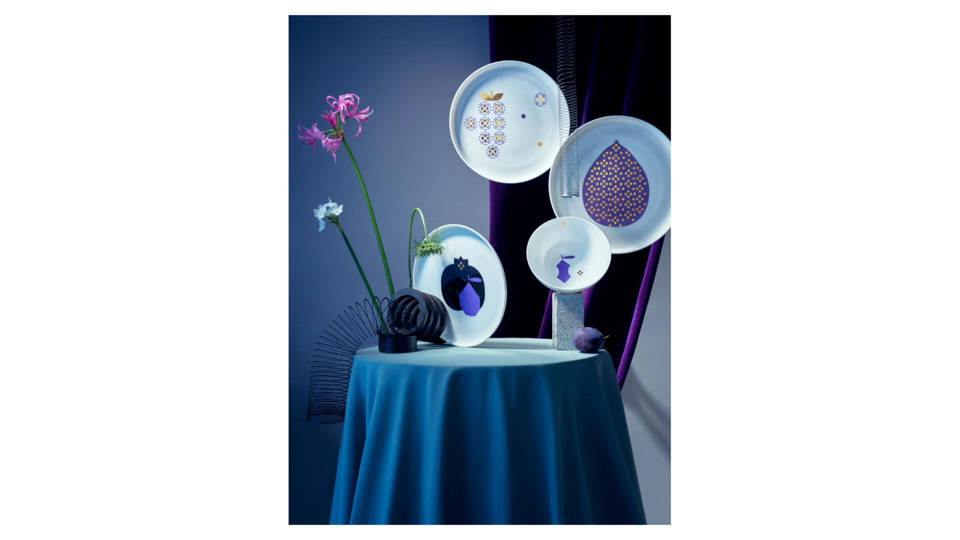 Тарелка суповая Shirokov Волшебные фрукты Клубника 800 мл, костяной фарфор