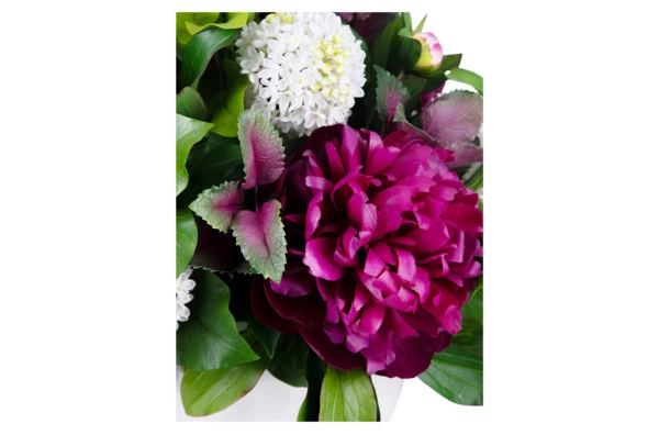 Композиция из холодного фарфора из белой сирени, бордовых и розовых пионов в белой керамической вазе