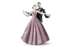 Фигурка Lladro Торжественный вальс 20х28х37 см, фарфор