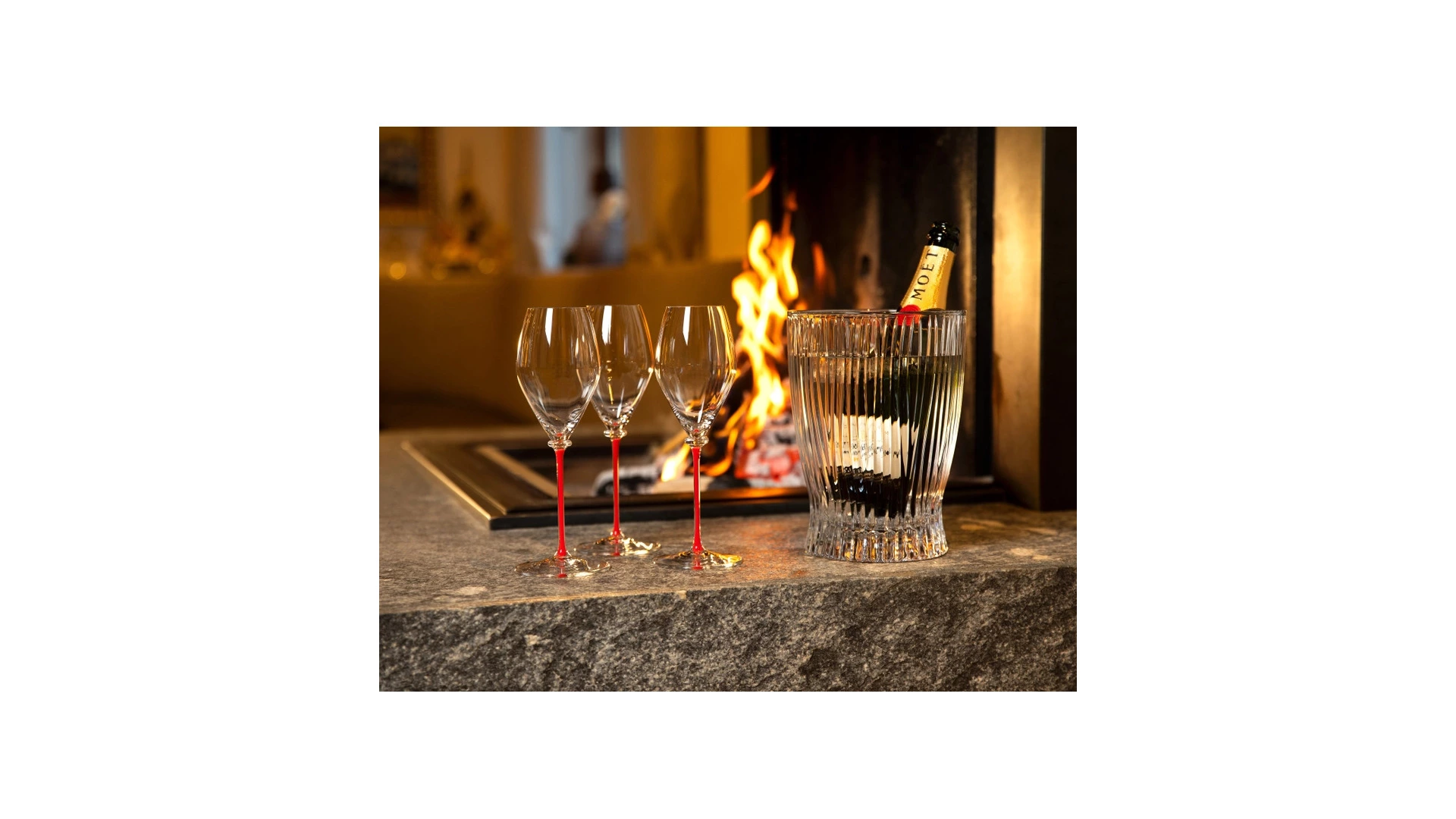 Бокал для шампанского Riedel Fatto a Mano Performance Champagne 375мл, красная ножка, ручная работа,