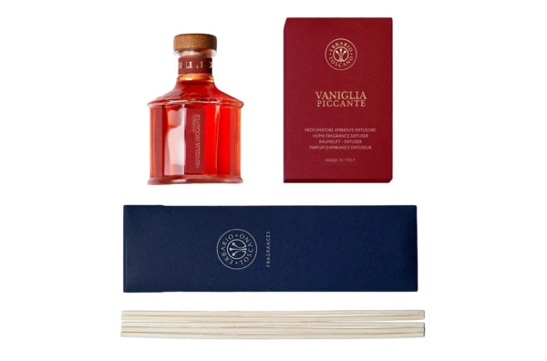 Диффузор Erbario Vaniglia Piccante Пикантная Ваниль 250 мл, стекло, красный, п/к