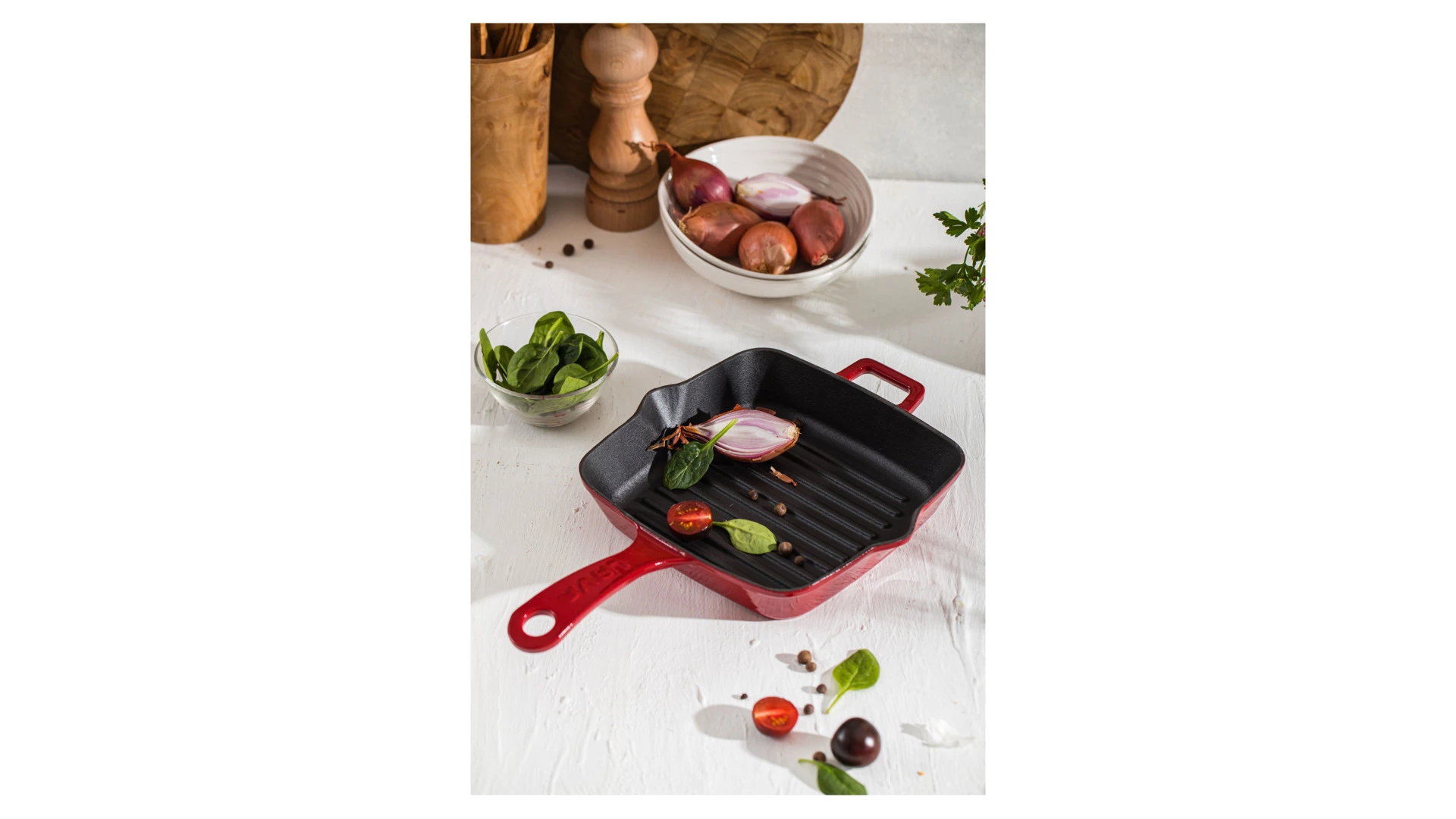 Сковорода-гриль квадратная LAVA 20 см, 1 л, чугун, красная