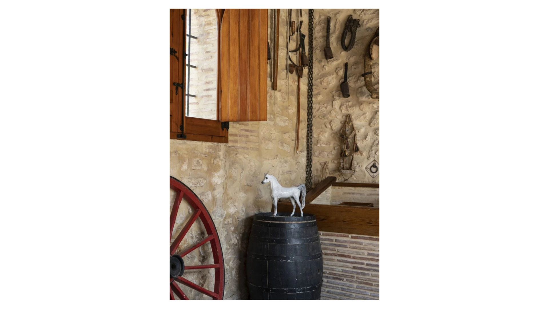 Фигурка Lladro Арабский скакун 46х44 см, фарфор