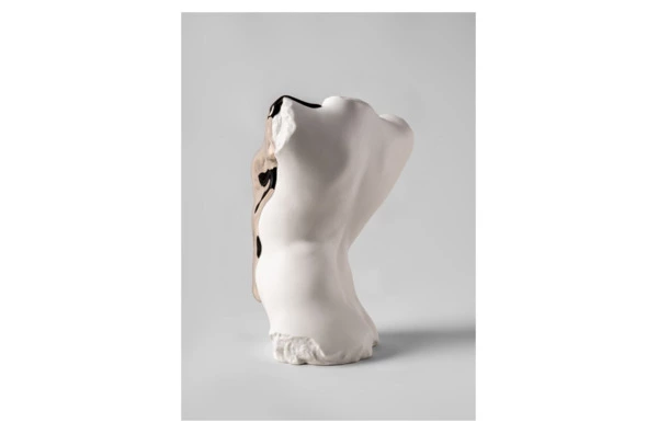 Фигурка Lladro Вечная текучесть Женщина 20х15х29 см, фарфор