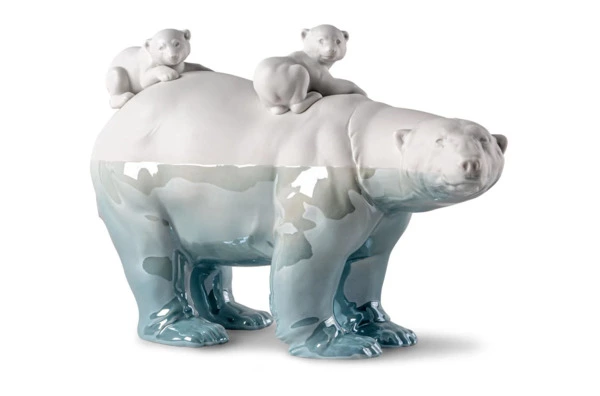 Фигурка Lladro Медведица с медвежатами под водой 39х19х25 см, фарфор