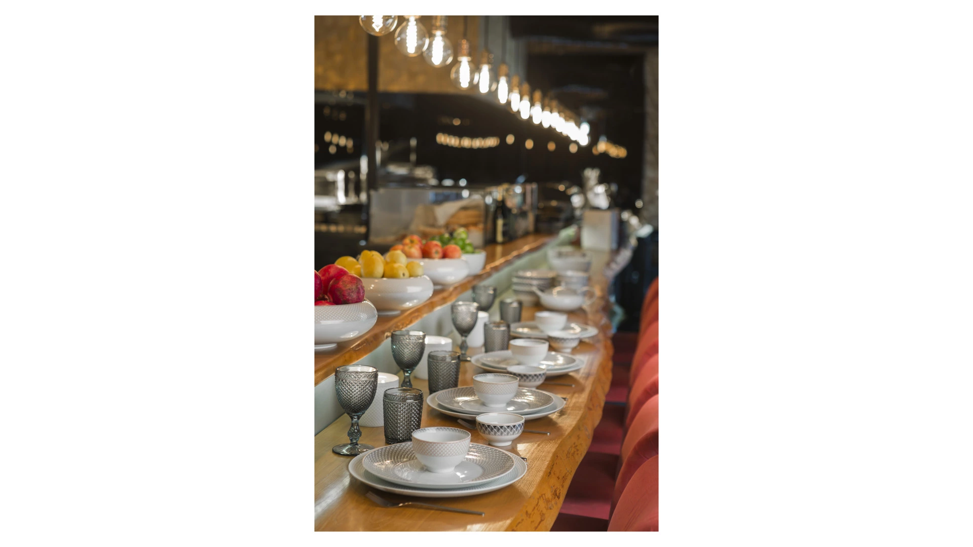 Тарелка обеденная Vista Alegre Майя 28 см, фарфор