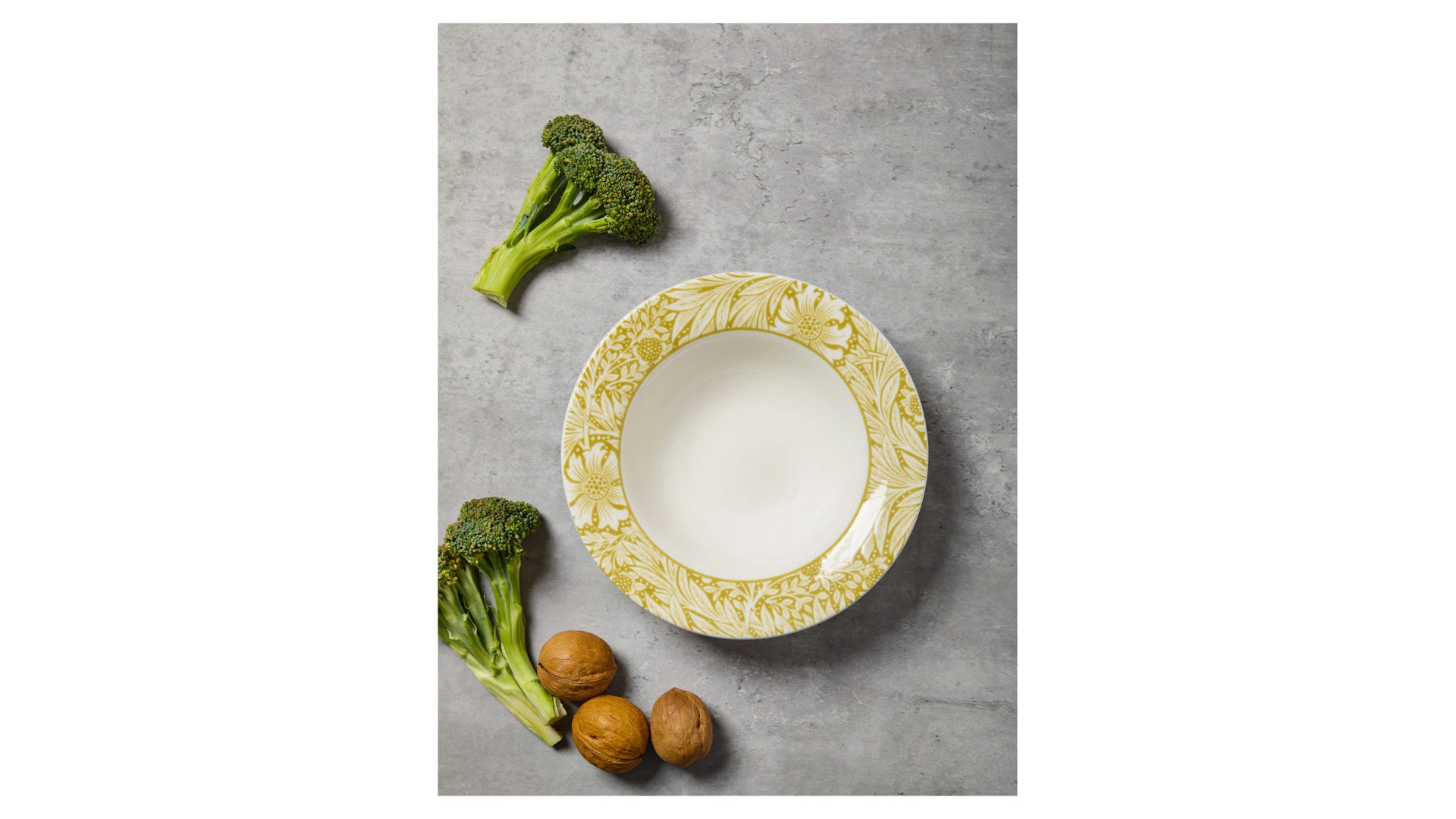 Тарелка суповая Spode Моррис и Ко Первоцвет 19 см, керамика
