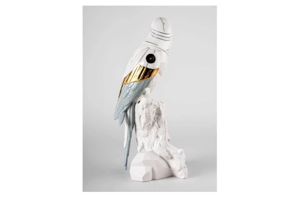 Фигурка Lladro Попугай Ара-киборг 20х22х45 см, фарфор
