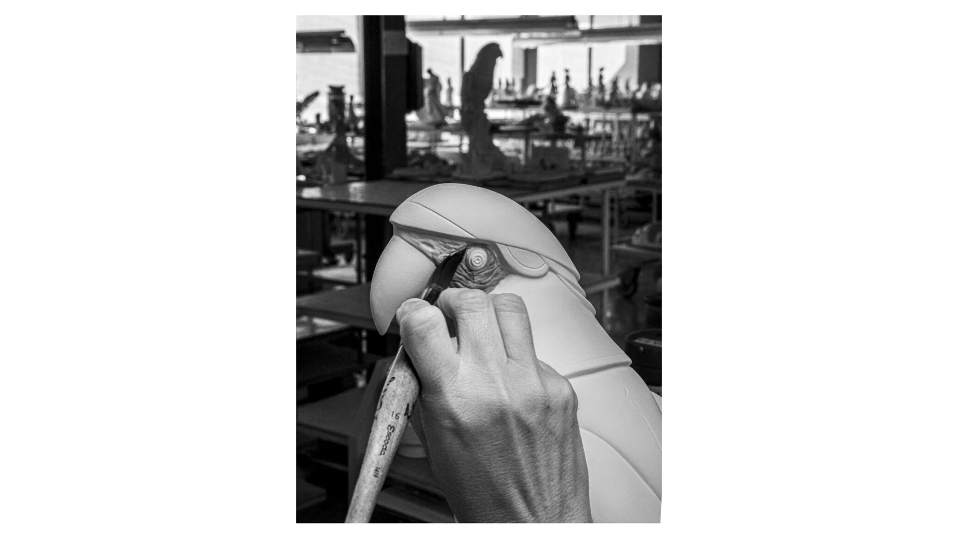 Фигурка Lladro Попугай Ара-киборг 20х22х45 см, фарфор