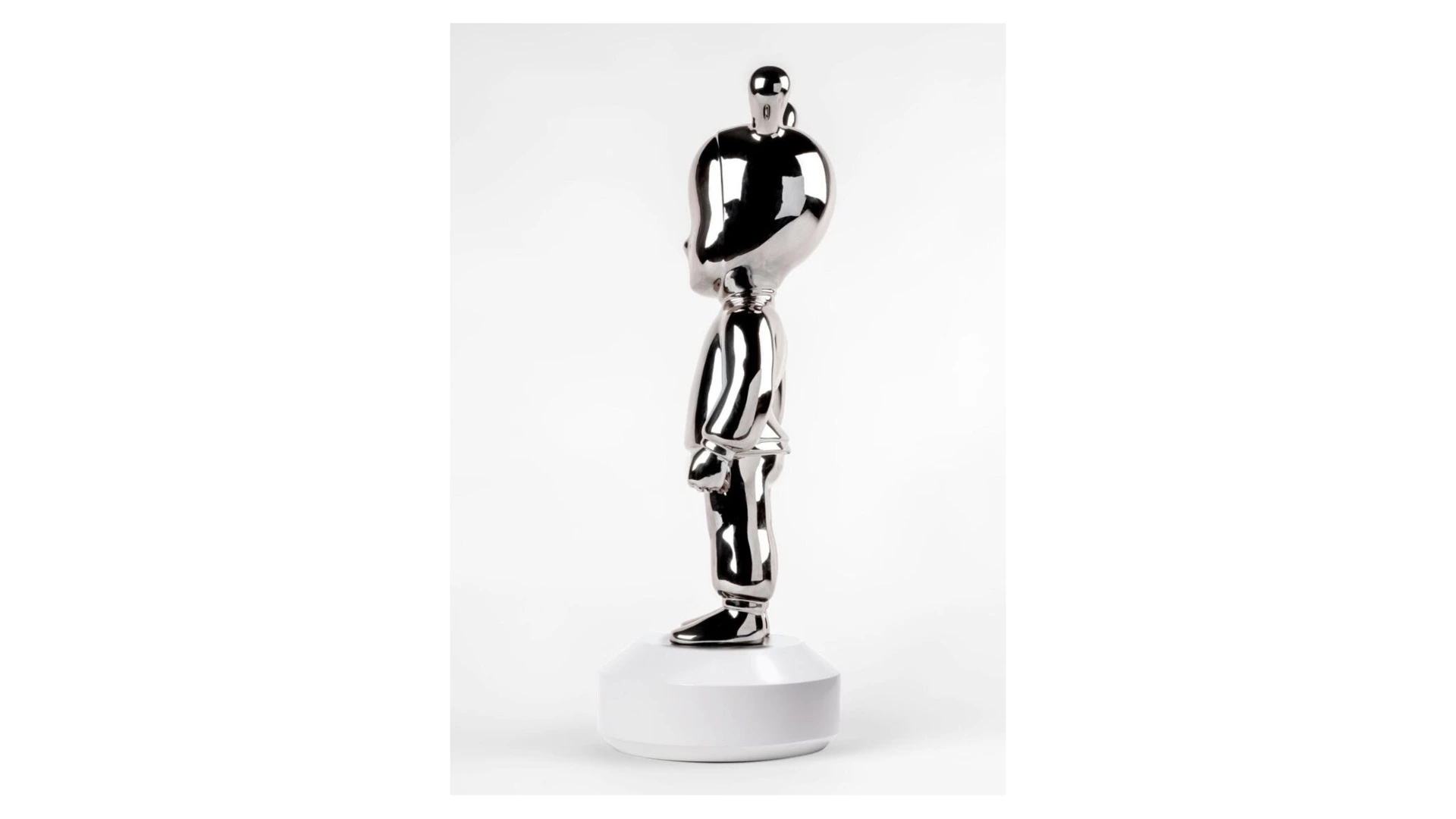 Фигурка Lladro Гость большой 19х52 см, фарфор, серебристый