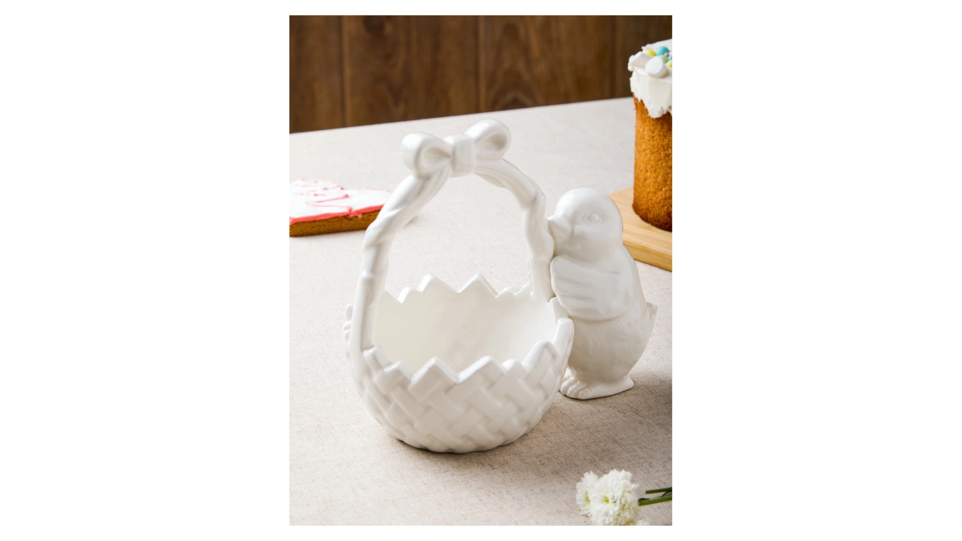 Корзинка для конфет Decor de table Цыпленок 14х15,4 см, керамика, белая