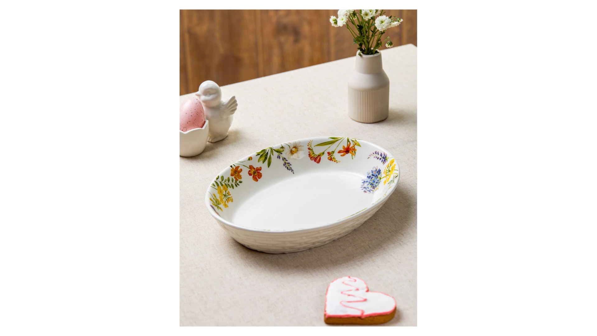 Блюдо для фруктов овальное Decor de table Полевые цветы 19,7х25,6 см, керамика, белое