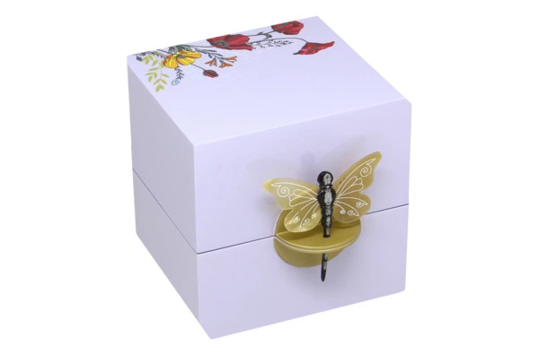 Шкатулка Empire Бабочки 15х15х15 см, лакированное дерево, п/к