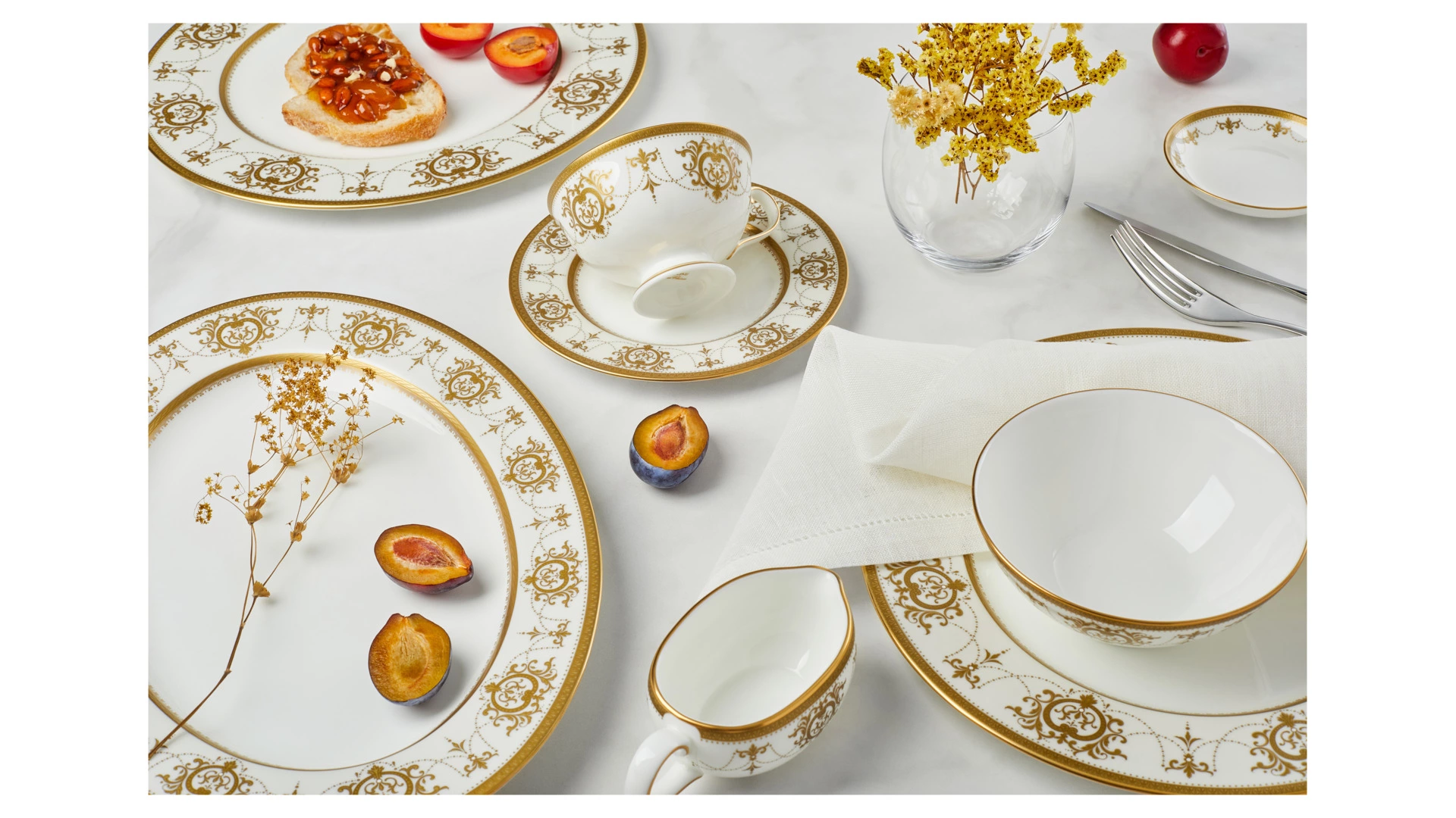 Салатник индивидуальный Narumi Золотая тиара 13 см, фарфор костяной