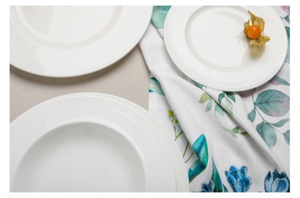 Тарелка обеденная Narumi Терраса, рельеф 27 см, фарфор костяной, матовая, белая, блестящая