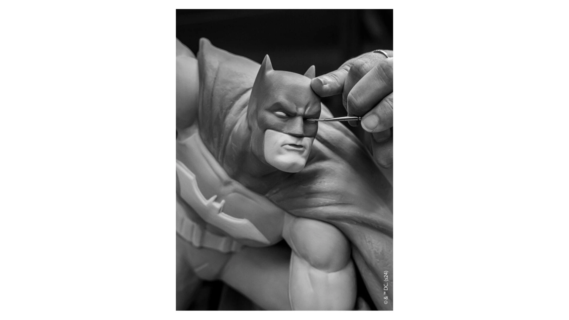 Фигурка Lladro Бэтмен 44х43 см, фарфор, лимитированный выпуск