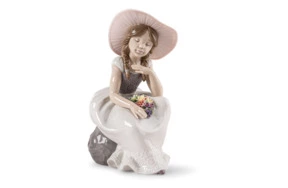Фигурка Lladro Весна пришла 11х23 см, фарфор