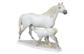 Фигурка Herend Материнская любовь 30 см, фарфор