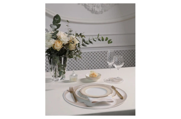 Набор плейсматов Private Decor collection D Oro 43 см, 2 шт, экокожа, бело-бежевый