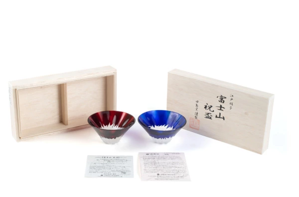 Набор праздничных рюмок Tajima Glass Фудзи 55 мл, 2 шт, стекло, деревянная коробка