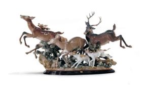 Статуэтка Lladro Охота на оленей 40х56 см, фарфор