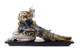 Скульптура Lladro Крылатая красавица 22х81 см, фарфор