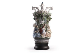 Ваза Lladro "Дамы из Аранхуэса", фарфор
