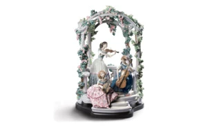 Скульптура Lladro Симфония лета 58 см, фарфор