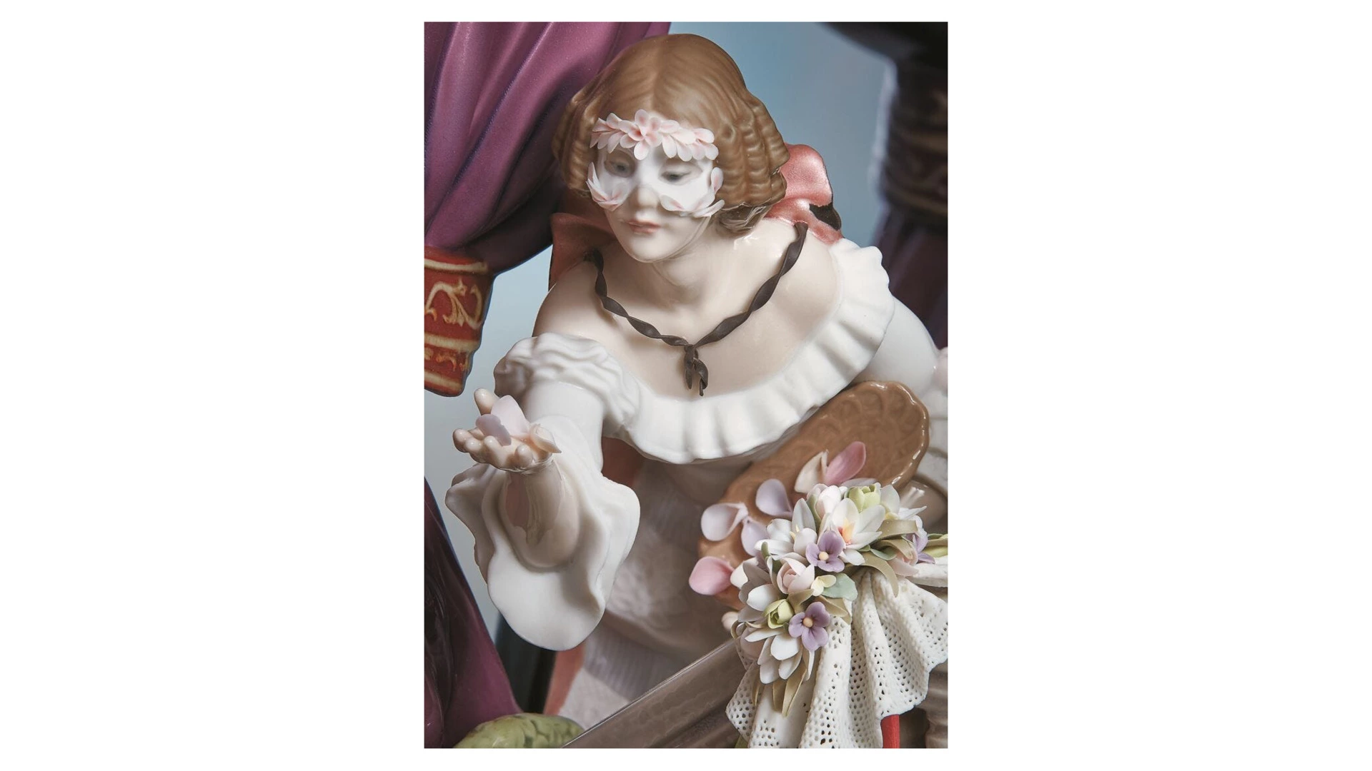 Скульптура Lladro Карнавал в Венеции 91х144 см, фарфор
