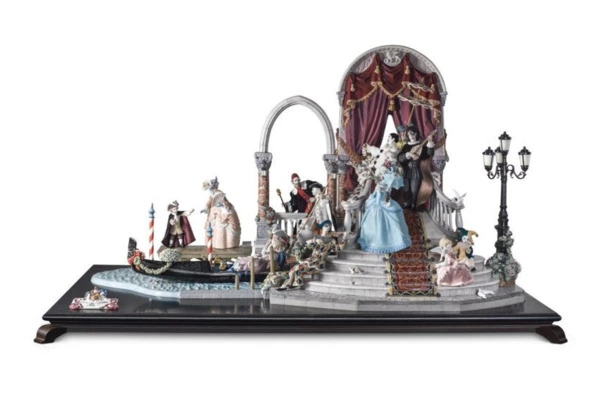 Скульптура Lladro Карнавал в Венеции 91х144 см, фарфор