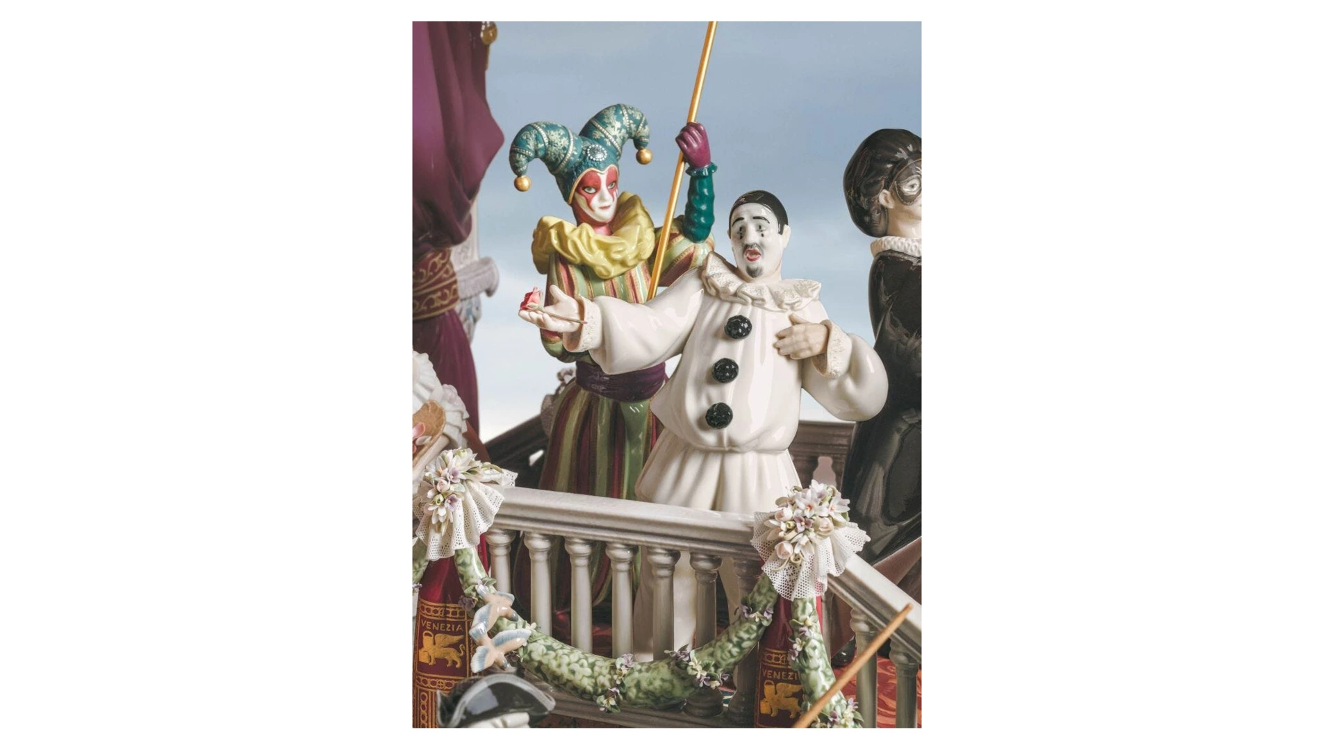 Скульптура Lladro Карнавал в Венеции 91х144 см, фарфор