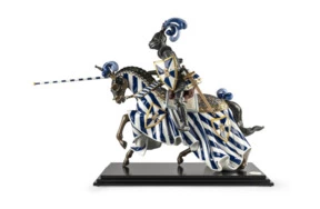 Скульптура Lladro Рыцарь в доспехах 29х79 см, фарфор